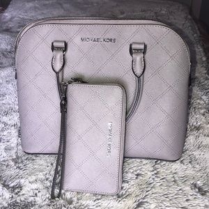 Matching Micheal Kors Purse & Wallet Set